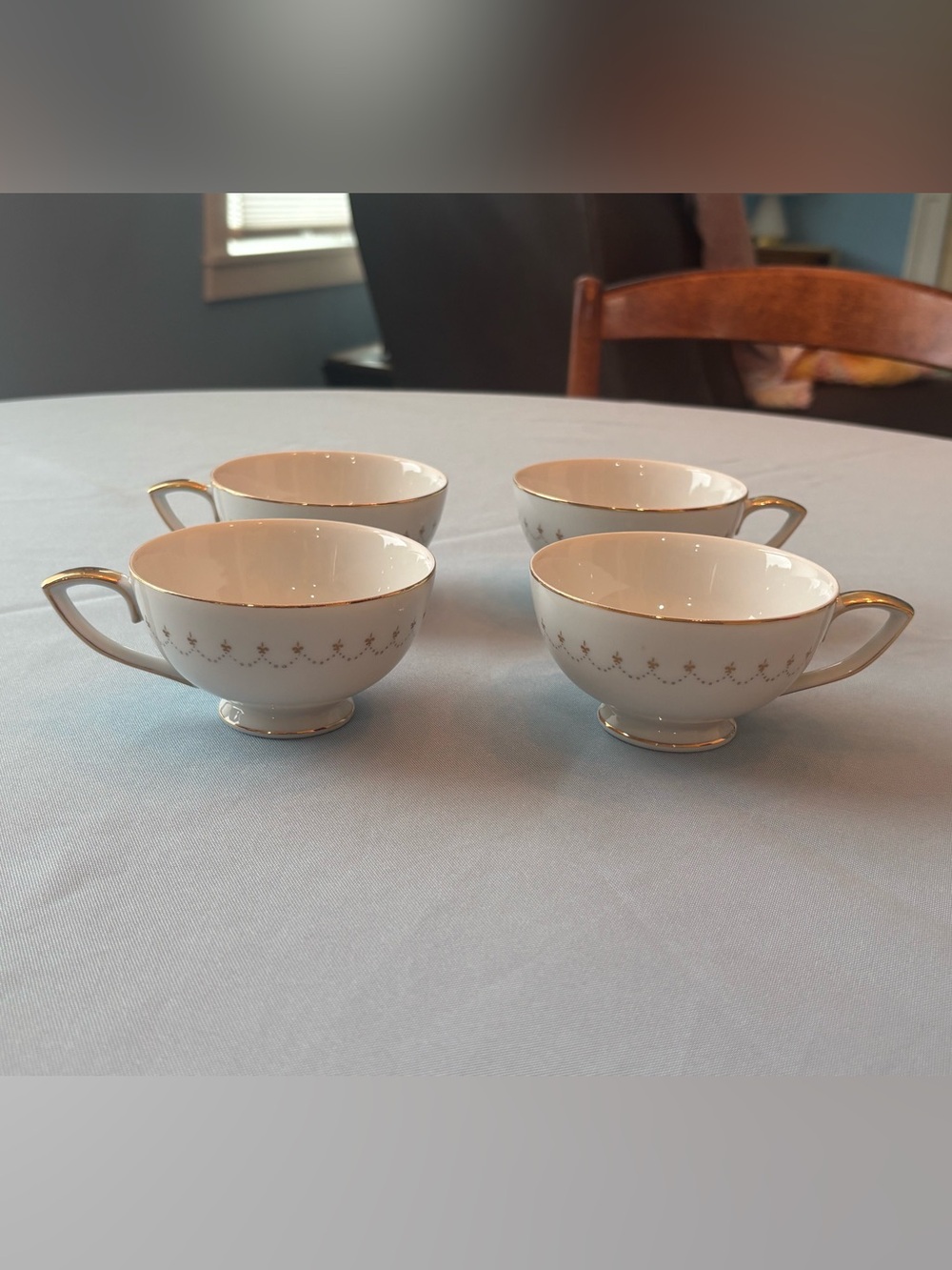 4- Mikasa Fine China Royalty 8257 - coffee cups